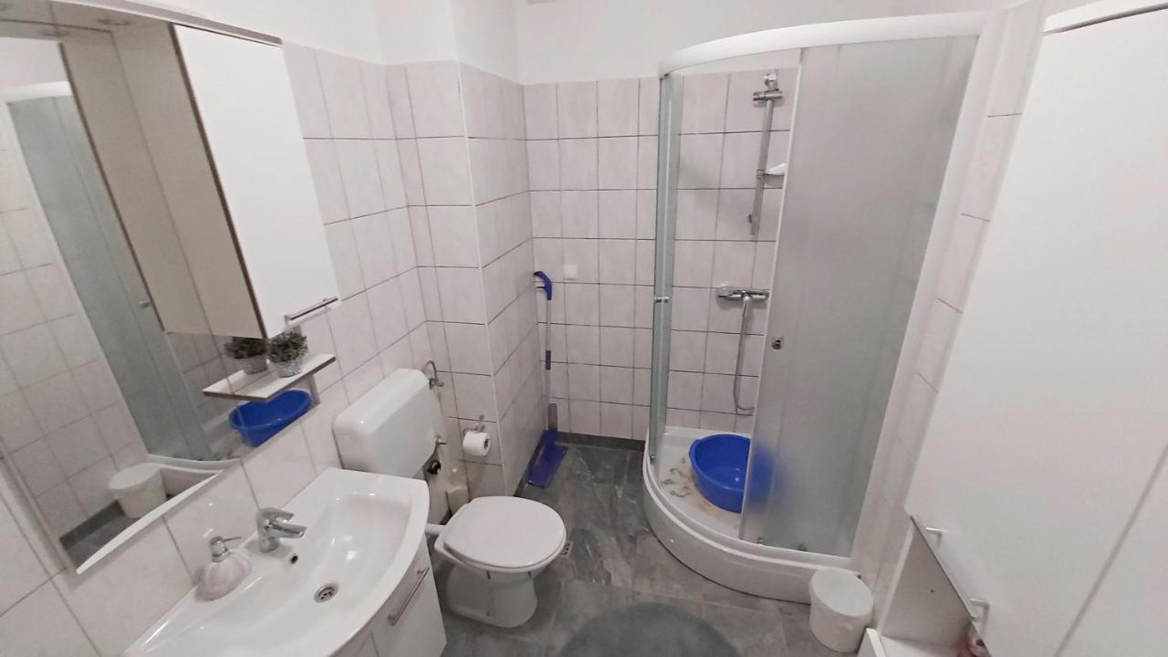 Apartment Ribnjak 10 Omiš Exterior foto