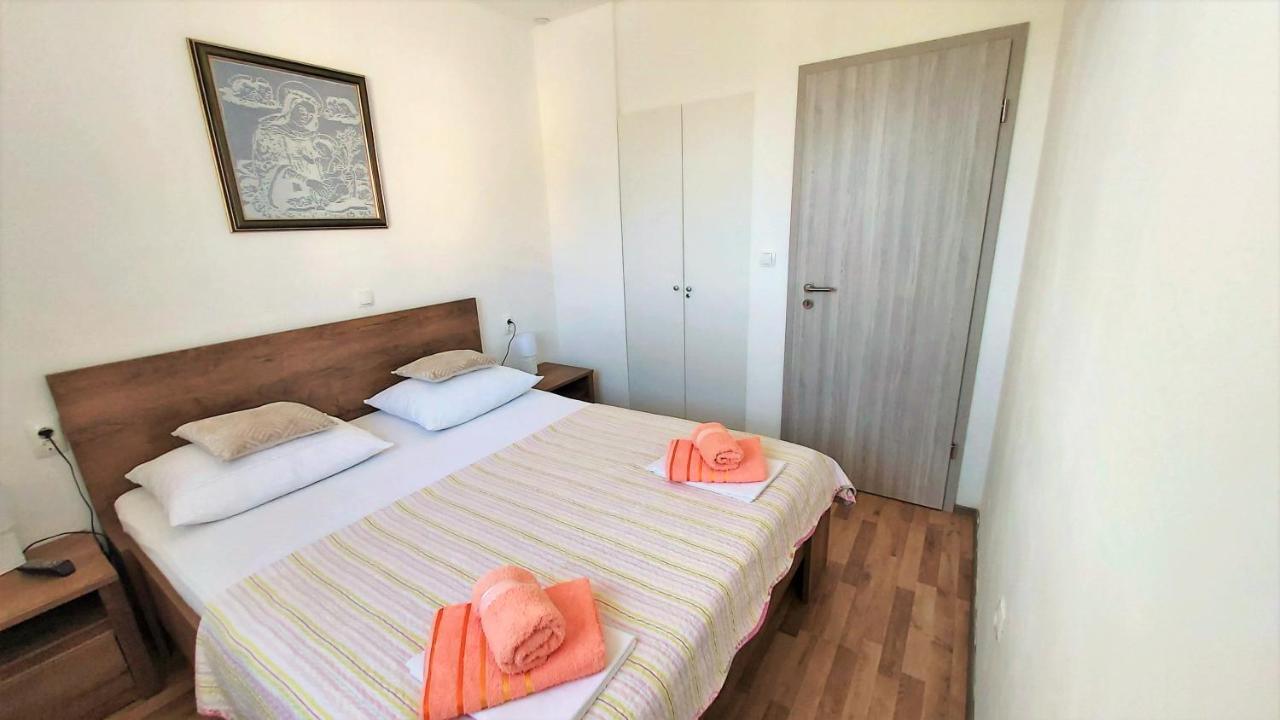 Apartment Ribnjak 10 Omiš Exterior foto